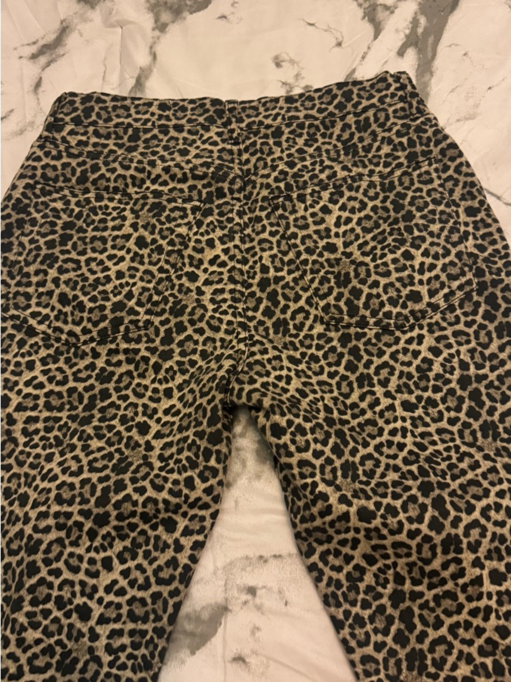Zara Leopard-Pattern Jeans in Tan and Black - Picture 3 of 7